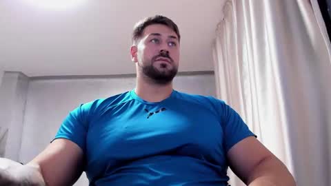 Snapshot of trentwest_ chatting on July 15, 6:35 pm Trent online show from July 15, 6:35 pm