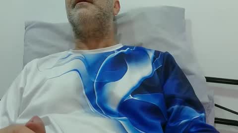 Snapshot of trevido4u chatting on November 2, 4:04 am trevido4u online show from November 2, 4:04 am