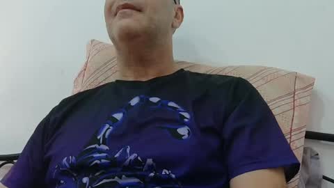 Snapshot of trevido4u chatting on July 21, 2:03 am trevido4u online show from July 21, 2:03 am