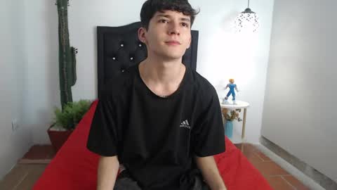 trevor_mob online show from May 6, 3:24 am