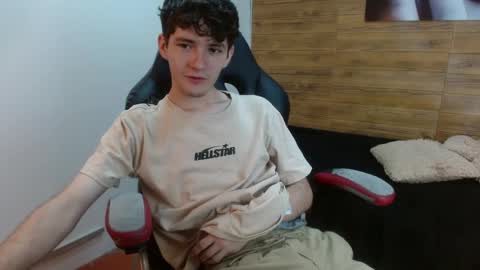 trevor_mob online show from May 12, 9:23 pm
