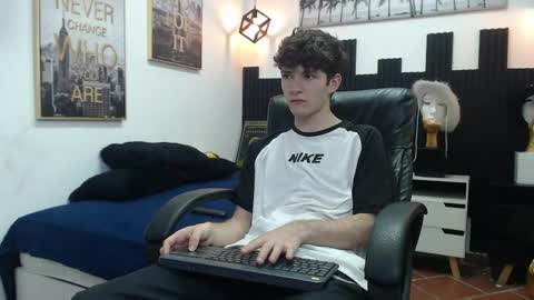 trevor_mob online show from May 30, 6:38 pm