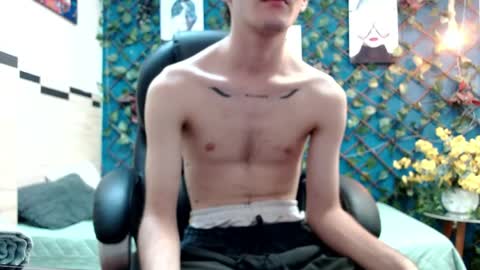 trevor_mob online show from May 31, 12:12 pm