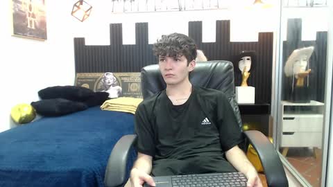 trevor_mob online show from June 1, 1:46 pm