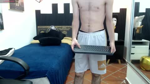 trevor_mob online show from June 5, 2:56 pm