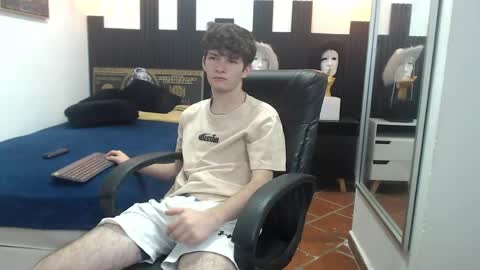 trevor_mob online show from June 6, 3:06 pm