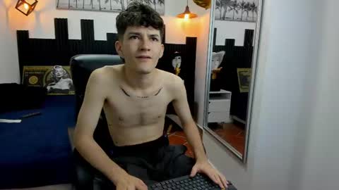 trevor_mob online show from June 15, 2:19 pm