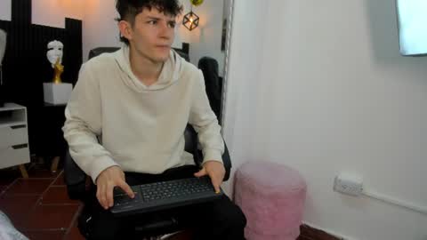 trevor_mob online show from June 22, 7:11 pm