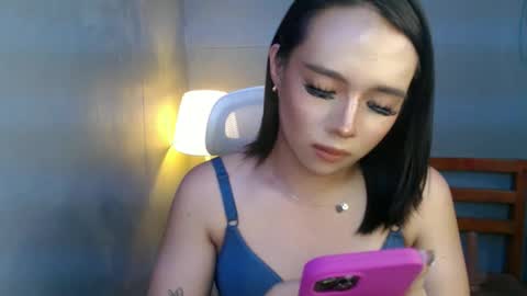 trexie_fucks15 online show from January 9, 1:08 am