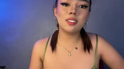 Snapshot of trexie_fucks15 chatting on May 22, 6:35 pm trexie_fucks15 online show from May 22, 6:35 pm