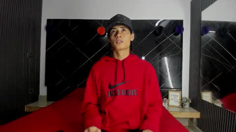 Snapshot of treyk_king chatting on January 10, 3:41 am Trey online show from January 10, 3:41 am