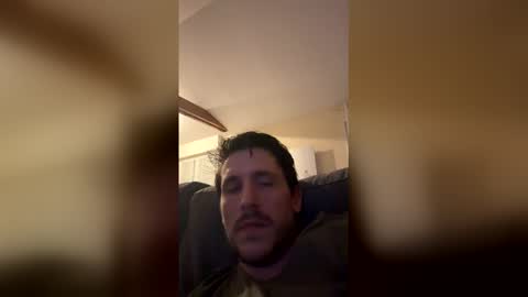 Snapshot of triago86 chatting on May 14, 11:11 pm triago86 online show from May 14, 11:11 pm