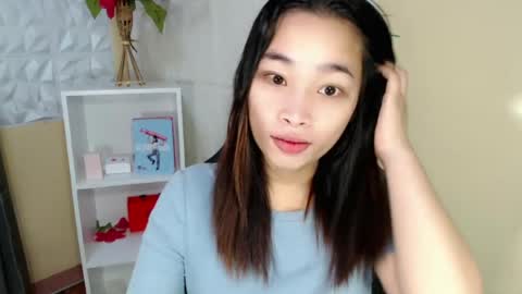 Snapshot of tricia_slut chatting on July 9, 10:47 pm tricia_slut online show from July 9, 10:47 pm