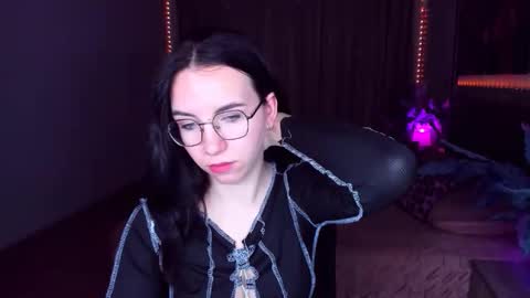 TriciaDaisy online show from May 30, 5:26 am
