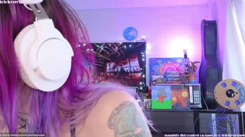 Cassie online show from December 21, 4:57 pm