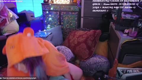 Cassie online show from December 23, 4:33 am