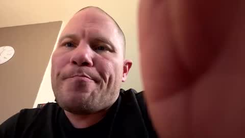 Snapshot of trickydick6 chatting on November 25, 6:02 am trickydick6 online show from November 25, 6:02 am