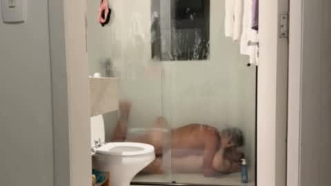 Snapshot of trigood chatting on March 9, 6:23 pm trigood online show from March 9, 6:23 pm