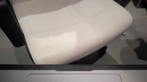 Snapshot of trikboi88 chatting on January 24, 10:32 am Trikboi88 online show from January 24, 10:32 am