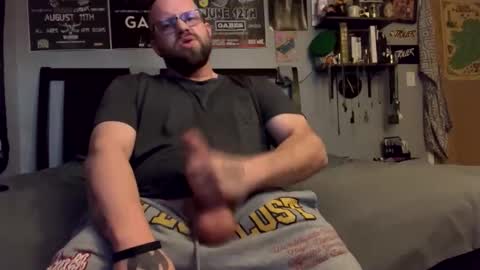 triller402 online show from February 18, 1:18 pm