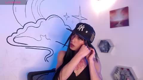 trinity_knox online show from November 8, 3:01 pm