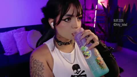 Val martinez  online show from July 20, 1:09 am