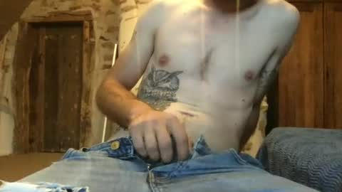 Snapshot of tripstocum chatting on July 25, 4:48 pm FluideAmer online show from July 25, 4:48 pm