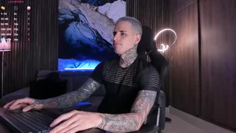 Snapshot of trisstan_ chatting on October 27, 5:17 pm Alexander online show from October 27, 5:17 pm