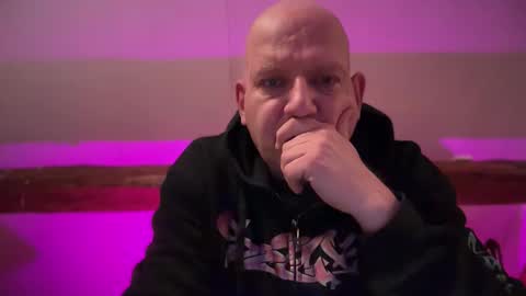 Snapshot of tritonspace chatting on November 15, 7:10 pm Triton online show from November 15, 7:10 pm