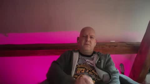 Snapshot of tritonspace chatting on February 2, 3:00 pm Triton online show from February 2, 3:00 pm