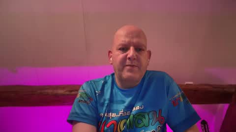 Snapshot of tritonspace chatting on February 25, 7:34 pm Triton online show from February 25, 7:34 pm