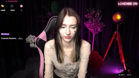 trix_void online show from February 6, 11:24 am