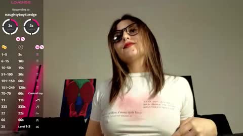 trixibell online show from February 14, 5:26 am