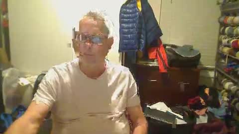 Troffer online show from February 19, 1:56 am