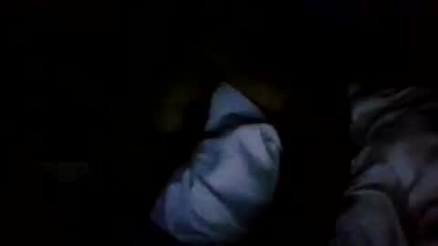 Snapshot of troi1 chatting on March 1, 10:21 pm troi1 online show from March 1, 10:21 pm