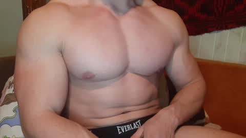 Snapshot of troncq chatting on January 13, 6:49 pm Troncq online show from January 13, 6:49 pm