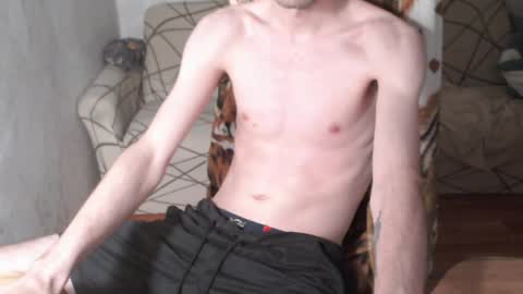 Snapshot of trone41 chatting on April 13, 3:06 pm I POST MY FUCKING VIDEOS AND PICS online show from April 13, 3:06 pm