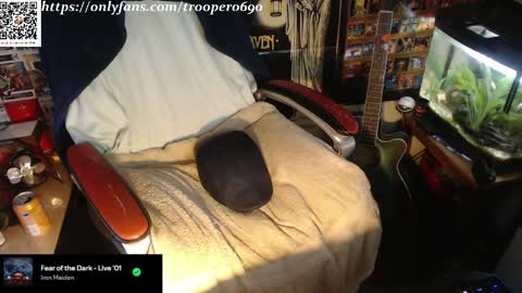 trooper0690 online show from April 28, 6:46 pm