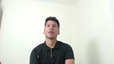 Snapshot of troy_evanss chatting on December 15, 11:34 am Troy online show from December 15, 11:34 am