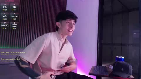 Troy online show from November 14, 7:23 pm