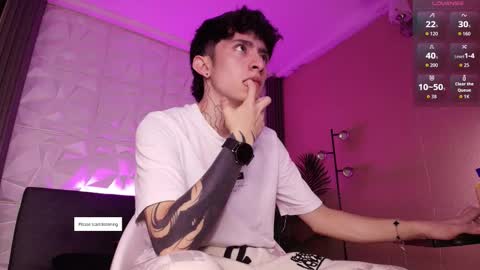 Troy online show from December 19, 6:59 pm