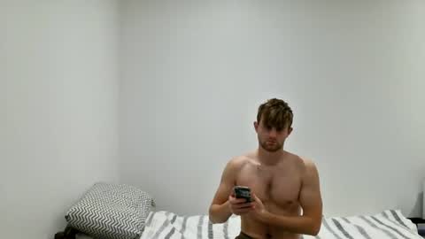 Snapshot of troy_w chatting on July 12, 10:01 pm troy_w online show from July 12, 10:01 pm