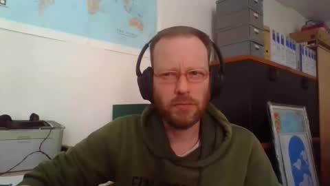 Snapshot of truble_again chatting on May 15, 12:01 pm truble_again online show from May 15, 12:01 pm
