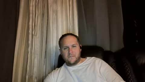 Snapshot of truthiness2019 chatting on November 1, 6:26 am truthiness2019 online show from November 1, 6:26 am