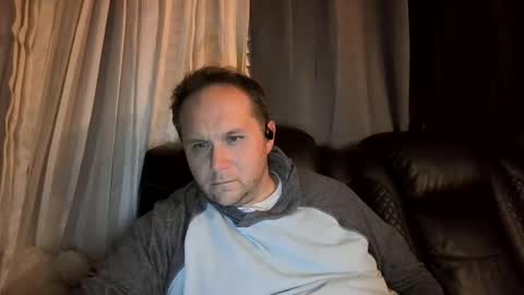 Snapshot of truthiness2019 chatting on November 22, 10:14 am truthiness2019 online show from November 22, 10:14 am