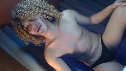 Goddess Mira online show from December 1, 8:47 pm