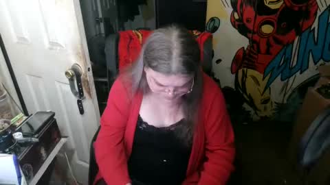 Snapshot of ts_anne chatting on November 10, 11:42 am Anne online show from November 10, 11:42 am