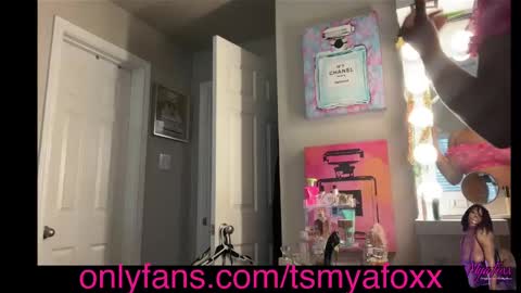 tsfoxx online show from December 31, 7:07 pm