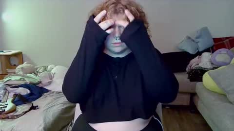 Gigi online show from June 28, 8:42 am