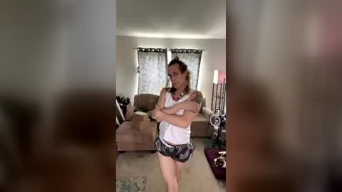 Snapshot of tsgoddessleora chatting on July 3, 7:53 pm tsgoddessleora online show from July 3, 7:53 pm